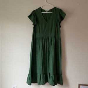 Time and Tru Green Midi Dress
